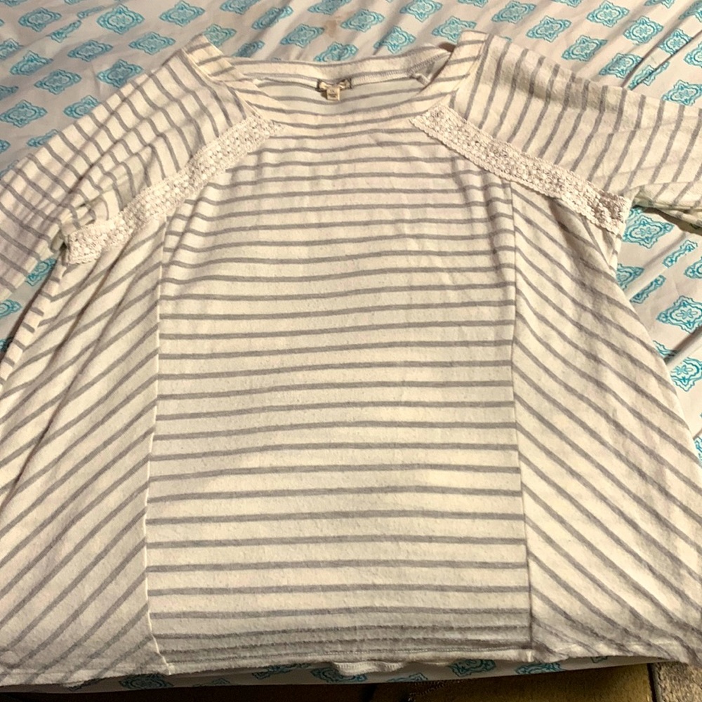 Cotton sweater, striped, white and gray, Lacey arm stitch, 1xl, brand-eyeshadow